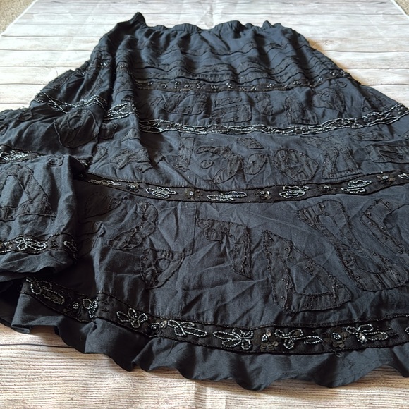 Chico's Black Sequin Embroidered Tiered Maxi Skirt Womens size 1 - Picture 3 of 7